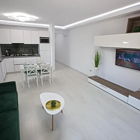 N7 - Mamaia Nord Apartment