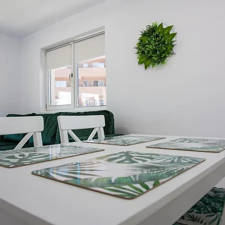 N7 - Mamaia Nord Apartment